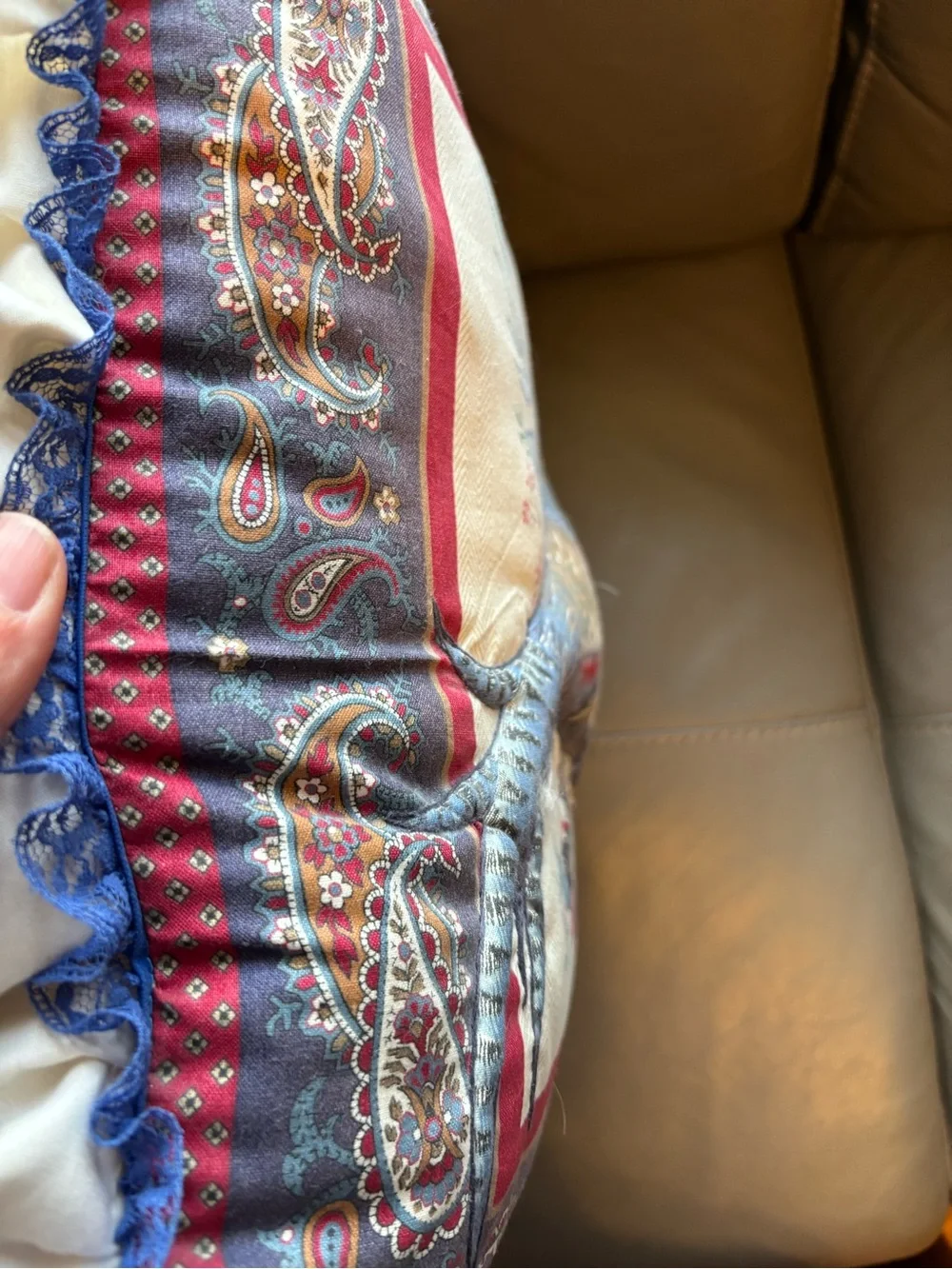VTG Square Pheasant Bird Pattern Throw Pillow Ruffled Textured Fabric Multicolor